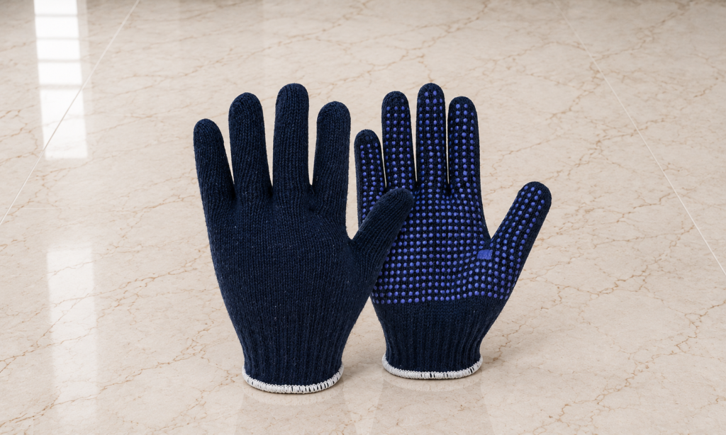 Dotted Gloves